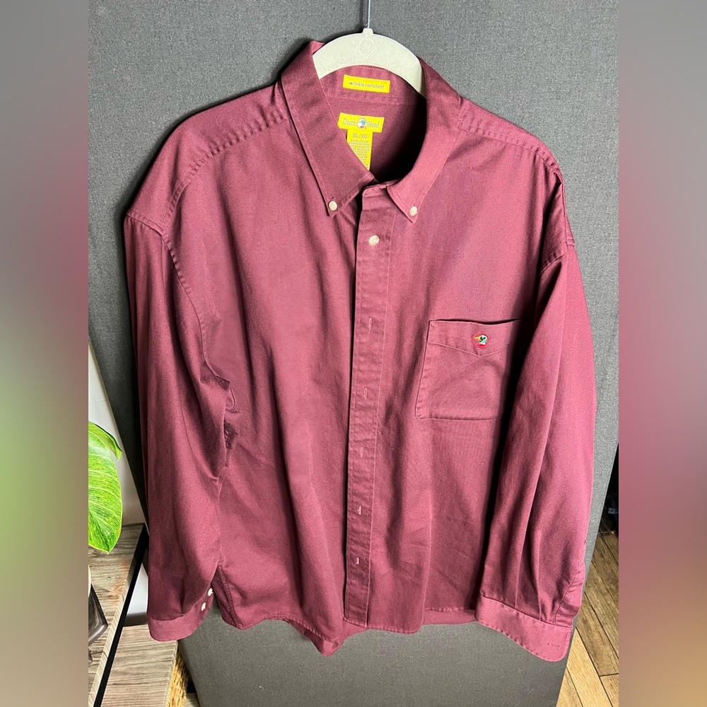 VINTAGE Duck Head Burgundy Button-Up